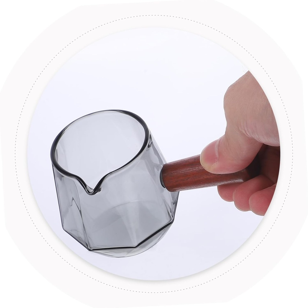unomor-mini-glass-pitcher-coffee-measuri-6.jpg
