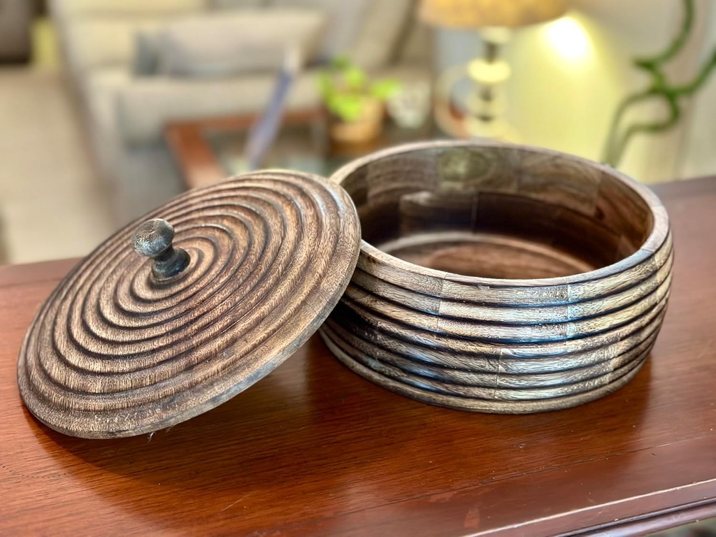 handcrafted-wooden-mexican-warmer-basket-2.jpg