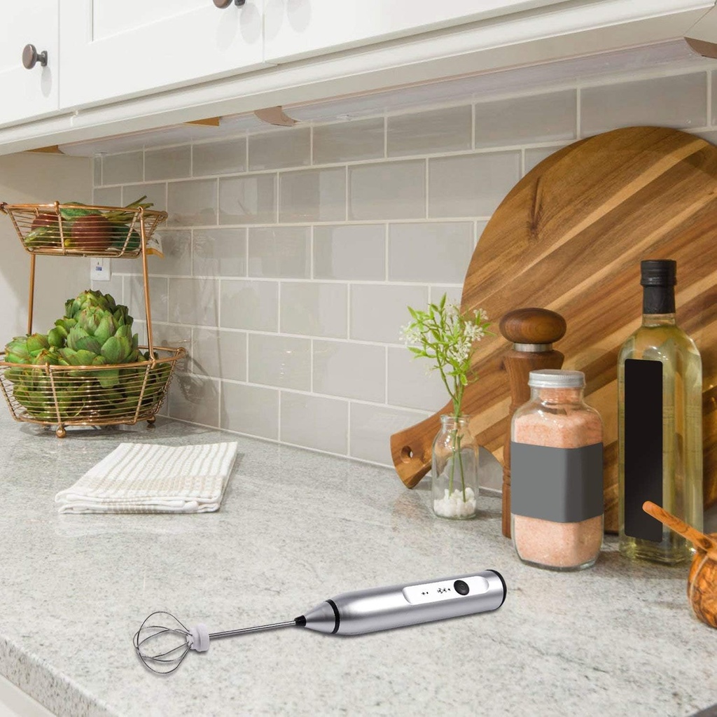 rechargeable-electric-with-2-whisks-hand-3.jpg