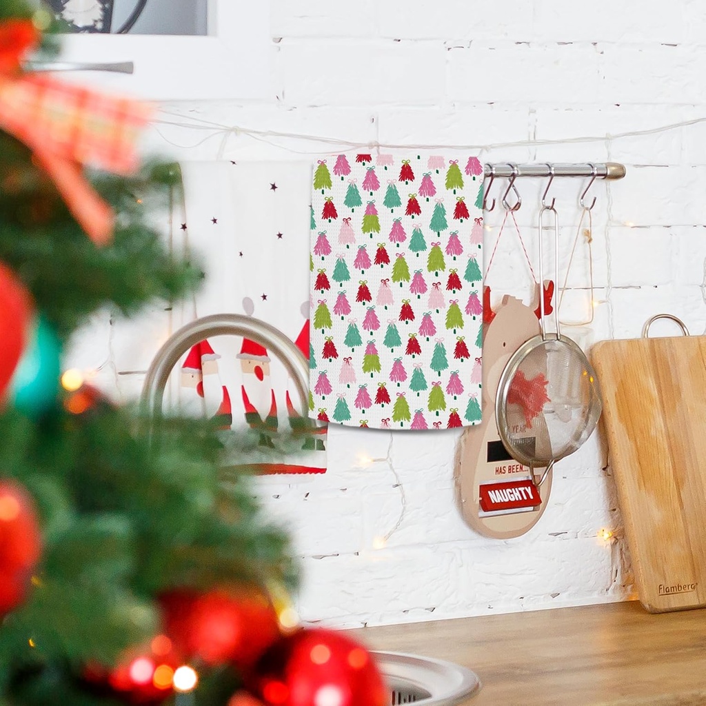 kunlisa-preppy-christmas-tree-kitchen-to-4.jpg