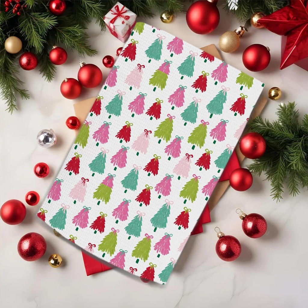 kunlisa-preppy-christmas-tree-kitchen-to-5.jpg