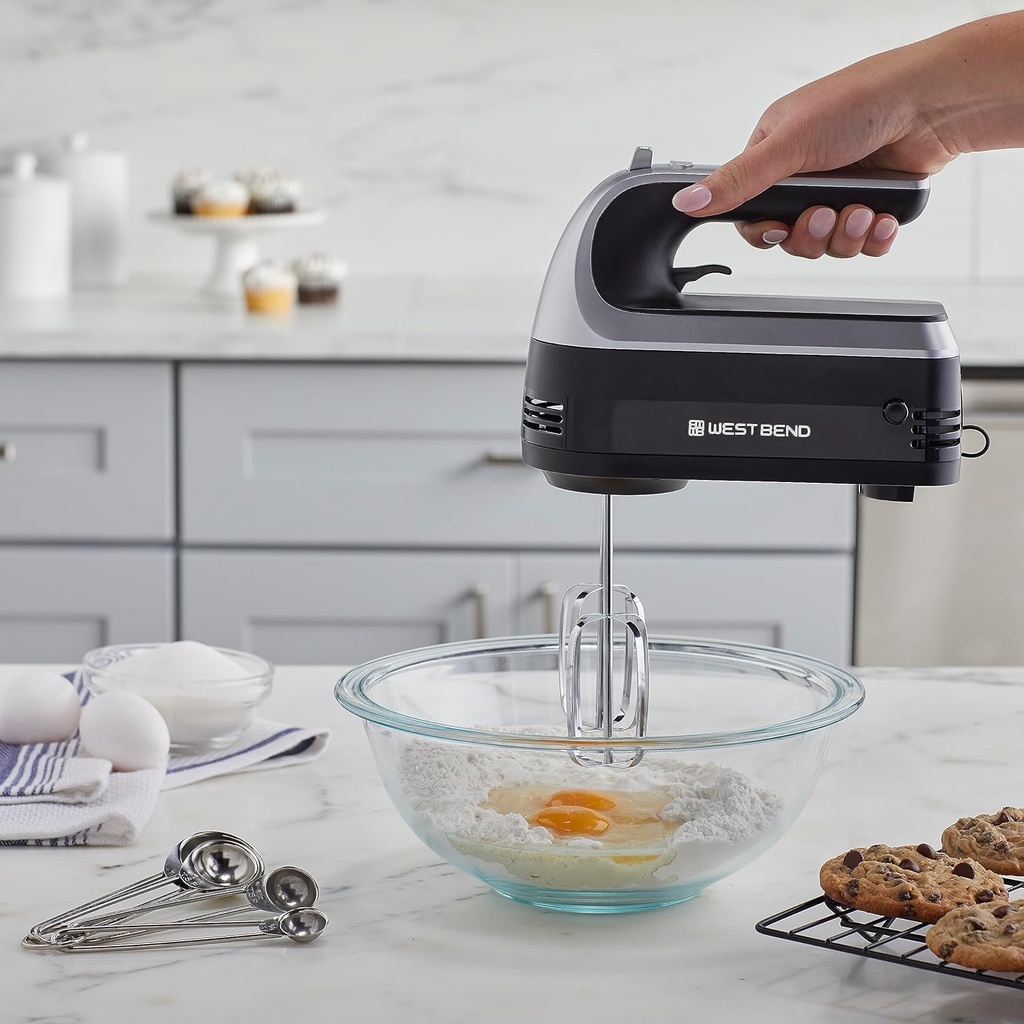 west-bend-hand-mixer-plus-with-immersion-2.jpg