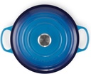le-creuset-signature-enamelled-cast-iron-4.jpg