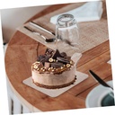 100pcs-reusable-plastic-cake-base-boards-2.jpg