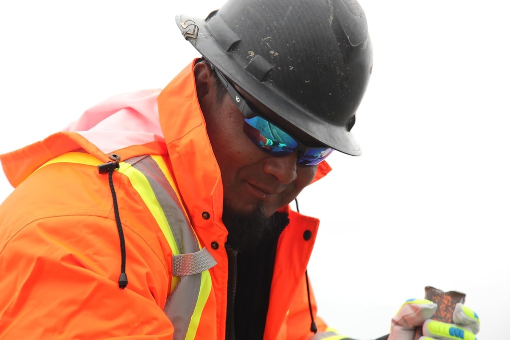 pyramex-ridgeline-full-brim-hard-hat-4-p-6.jpg