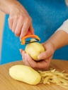 kuhn-rikon-purple-original-swiss-peeler--3.jpg