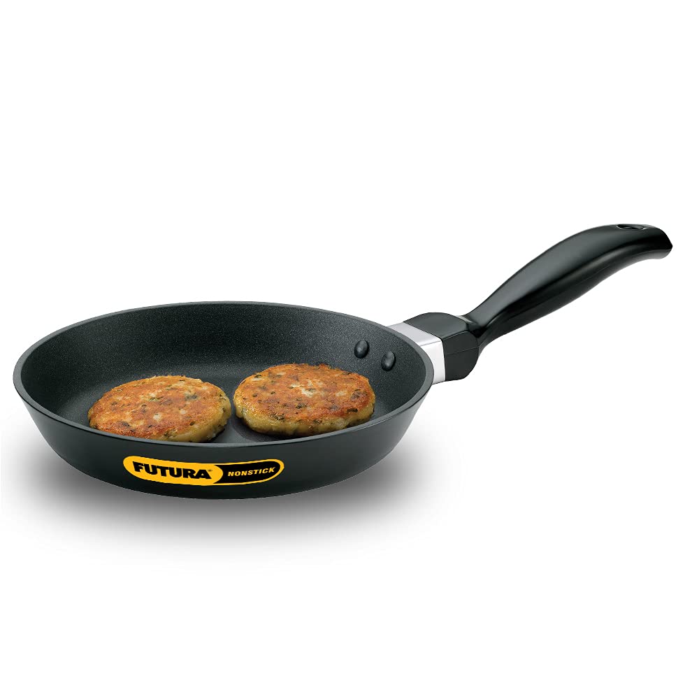Hawkins Futura 17 cm Frying Pan, Non Stick Fry Pan, Small Frying Pan, Zwart (NF17)